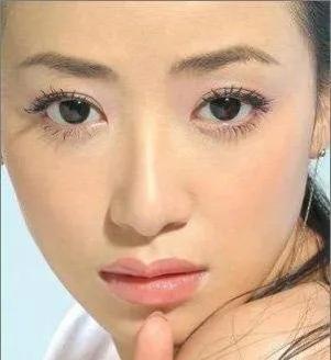 鼻子长的女明星_演技好的女星_嘴巴不好看的女星
