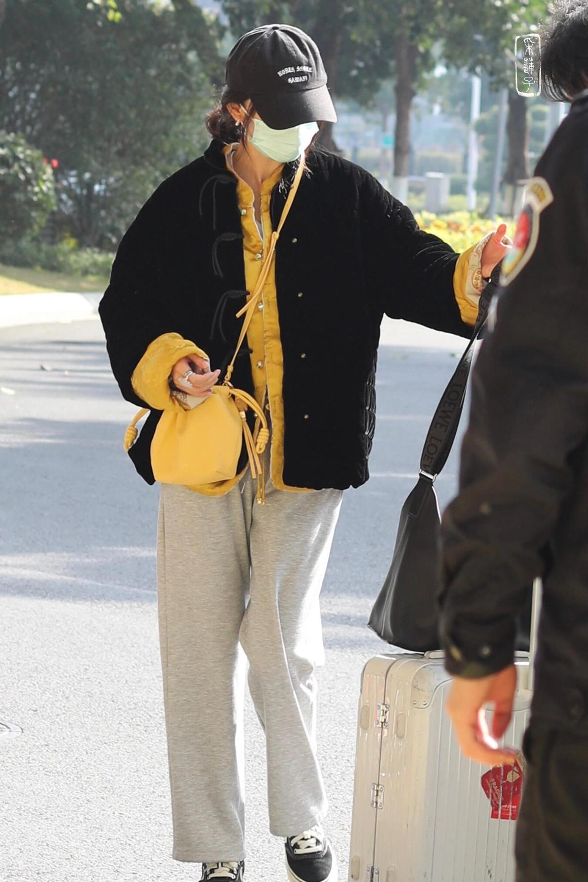 中国中年女明星_中年女性杨幂时髦穿搭_中年女性高圆圆时髦穿搭